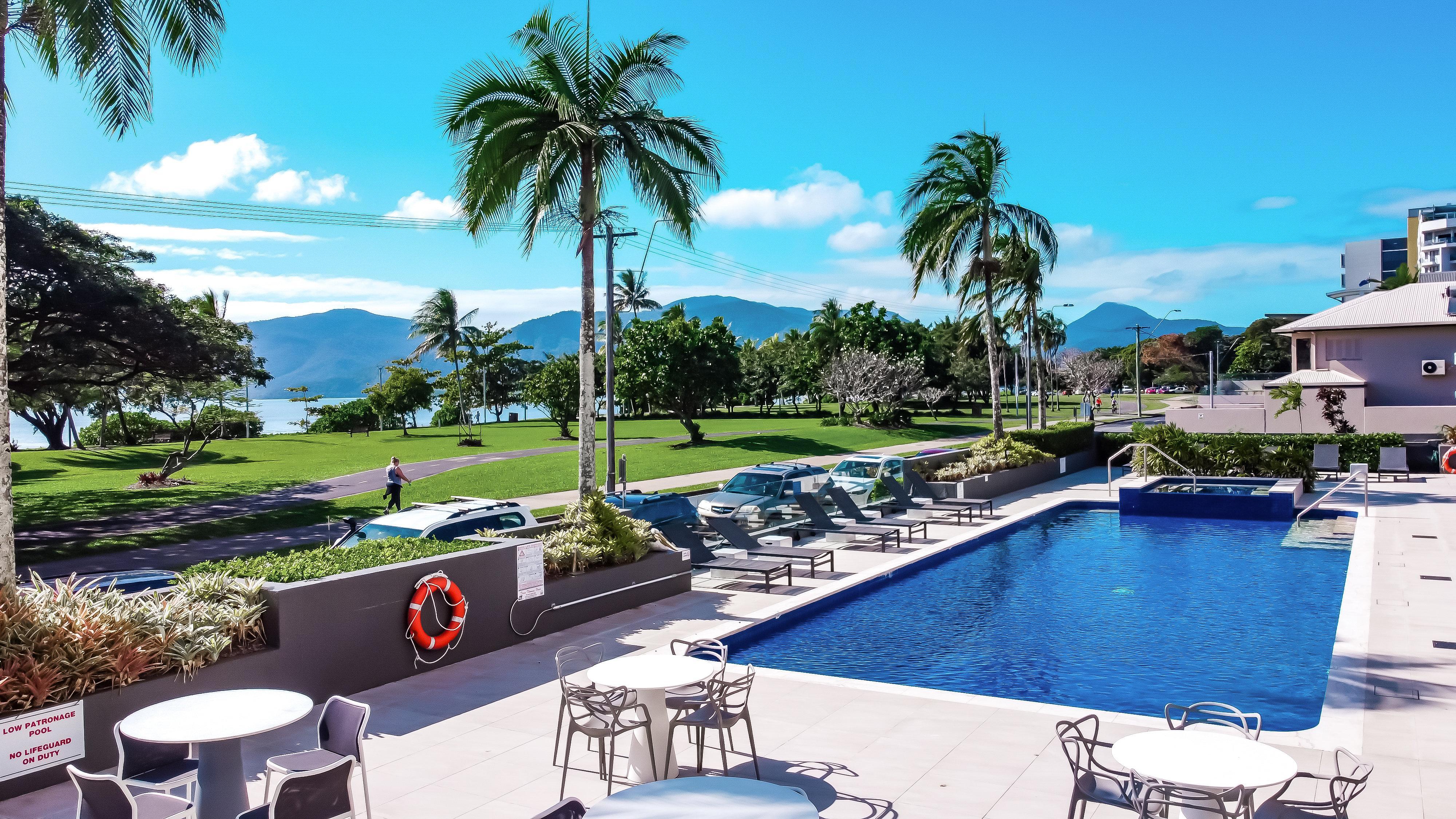 Cairns Harbourside Hotel Exterior foto